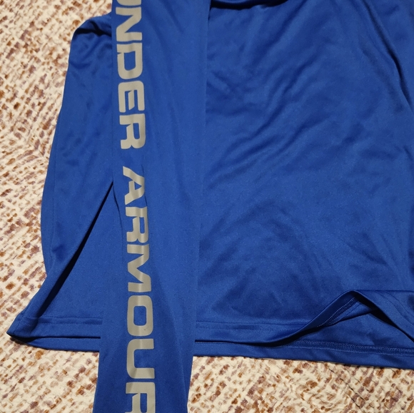 Boys UA Pull Over - Picture 4 of 5